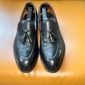 Beckett Simonon Black Leather Tassel Loafers